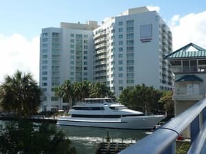 thumbnail: Front of property
