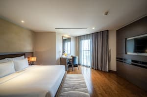 thumbnail: Room
