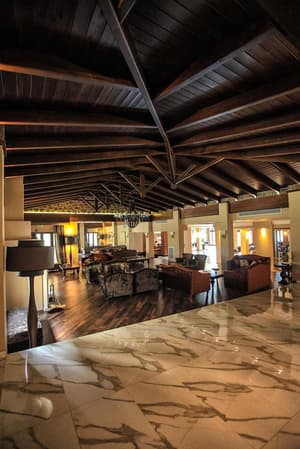 thumbnail: Interior