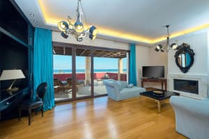 thumbnail: Living area