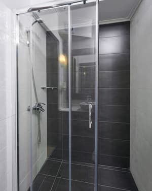thumbnail: Bathroom shower