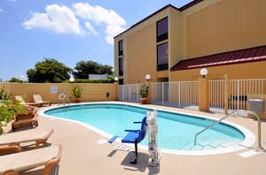 thumbnail: Pool