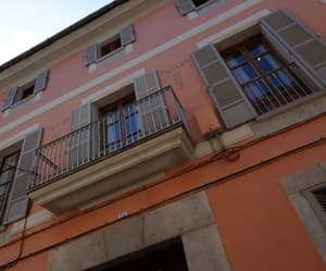 thumbnail: Front of property