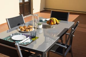 thumbnail: Breakfast area