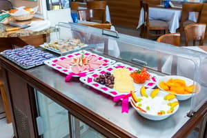 thumbnail: Buffet