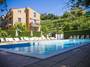 thumbnail: Outdoor pool