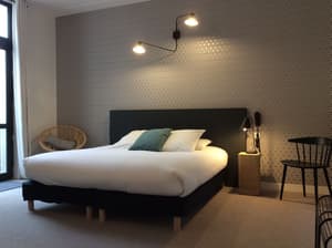 thumbnail: Room amenity