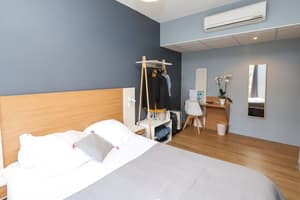 thumbnail: Room