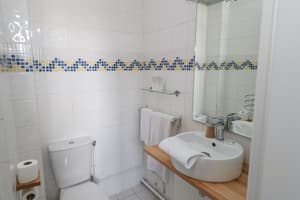 thumbnail: Bathroom