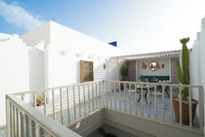 thumbnail: Terrace/patio