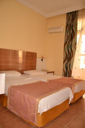 thumbnail: General view