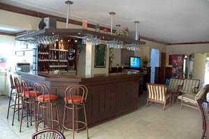 thumbnail: Bar