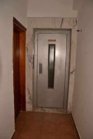 thumbnail: General view