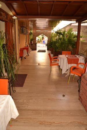 thumbnail: Restaurant