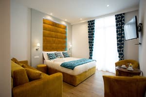 thumbnail: Room