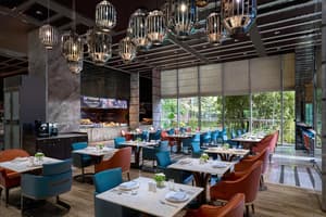 thumbnail: Restaurant