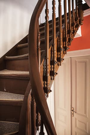 thumbnail: Staircase