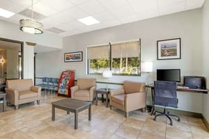 thumbnail: Business center