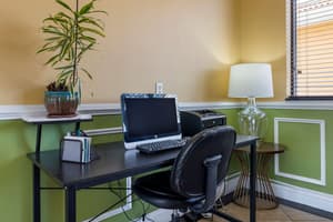 thumbnail: Business center