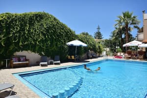 thumbnail: Outdoor pool