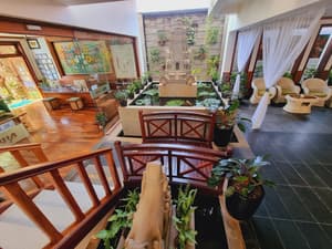 thumbnail: Reception