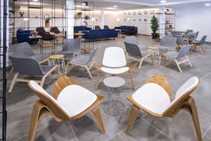 thumbnail: Lobby sitting area