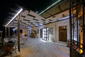 thumbnail: Exterior