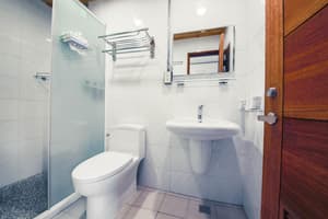 thumbnail: Bathroom