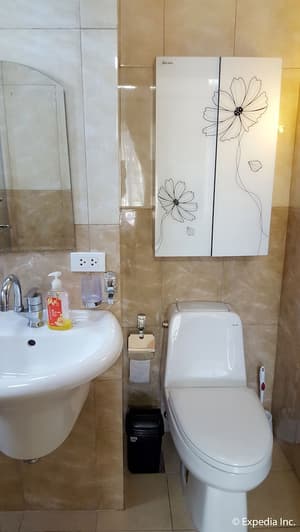 thumbnail: Bathroom