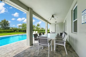 thumbnail: Terrace/patio
