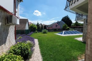 thumbnail: Garden