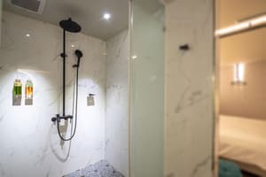 thumbnail: Bathroom shower