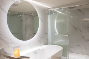 thumbnail: Deep soaking bathtub