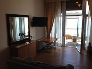 thumbnail: General view