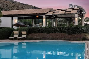 thumbnail: Pool