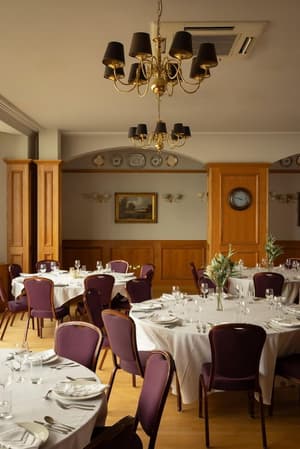 thumbnail: Banquet hall