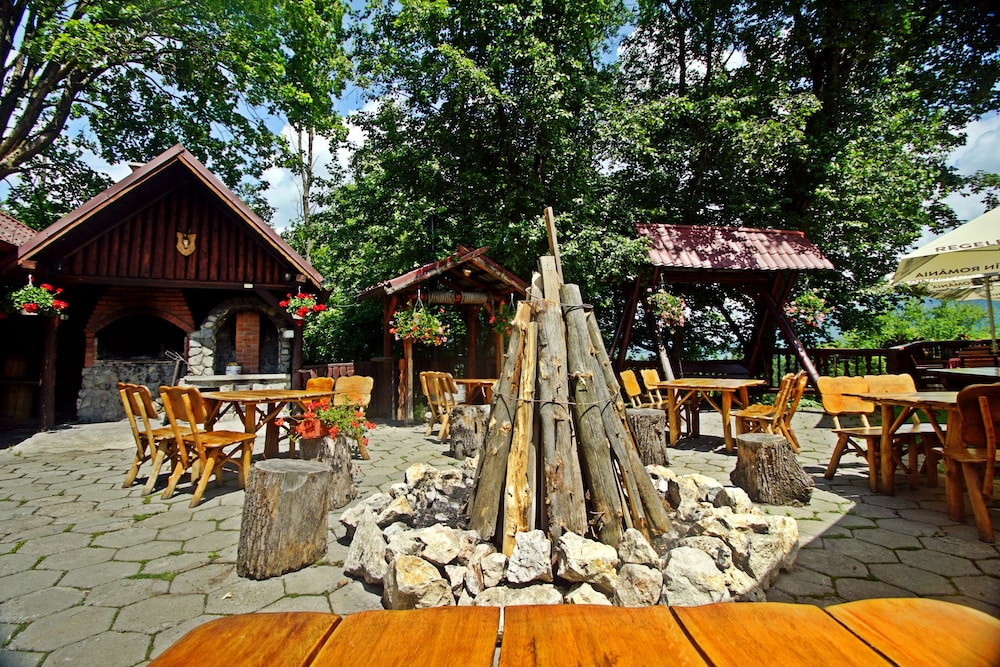 BBQ/picnic area