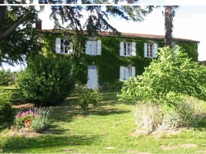 thumbnail: Exterior