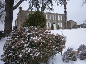 thumbnail: Exterior