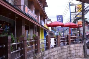 thumbnail: Exterior