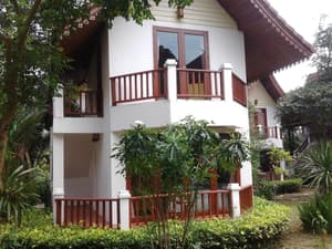 thumbnail: Exterior