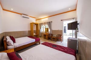 thumbnail: Room