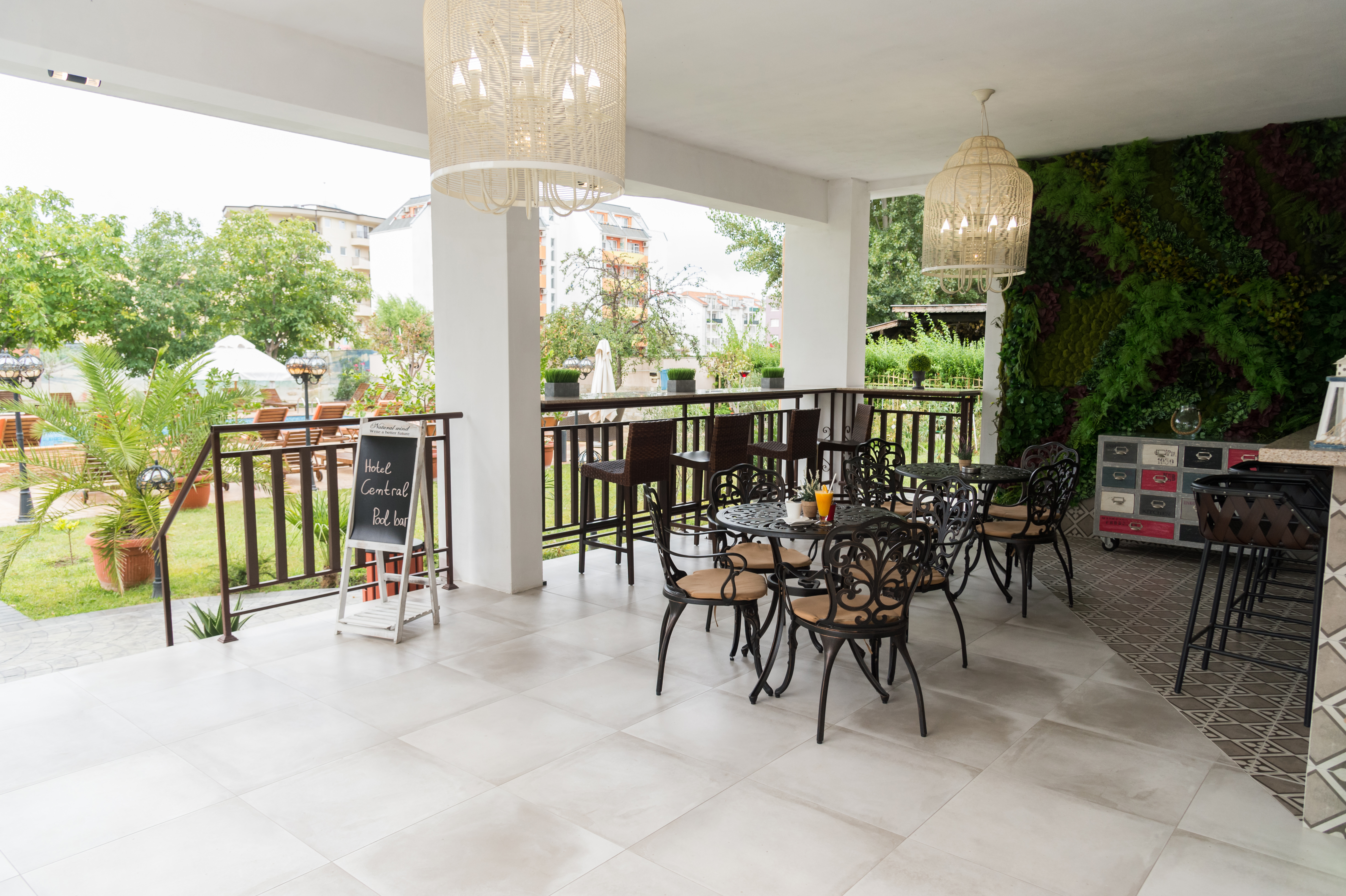 Restaurant-cafeteria