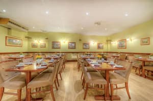 thumbnail: Restaurant