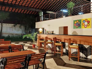 thumbnail: Bar (on property)