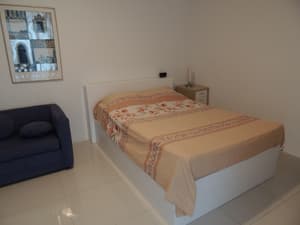 thumbnail: Room amenity