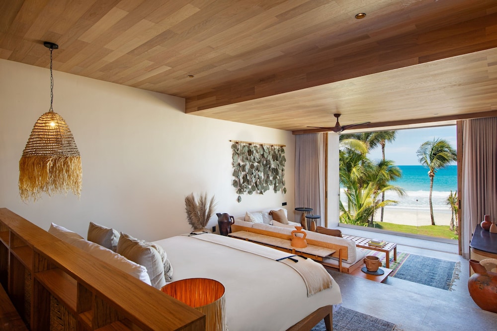 Beach/ocean view