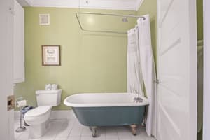 thumbnail: Bathroom