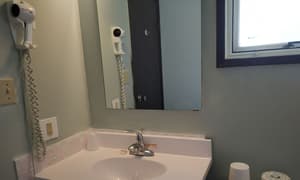 thumbnail: Bathroom sink