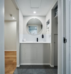 thumbnail: Bathroom